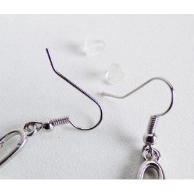 Fermoir de boucles d'oreilles à enfiler avec un poussoir