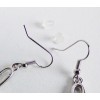 Fermoir de boucles d'oreilles à enfiler avec un poussoir